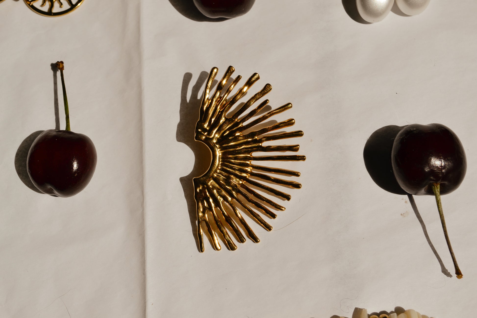 Boucles d'Oreilles Demi Soleil Martelé - UNIVRS